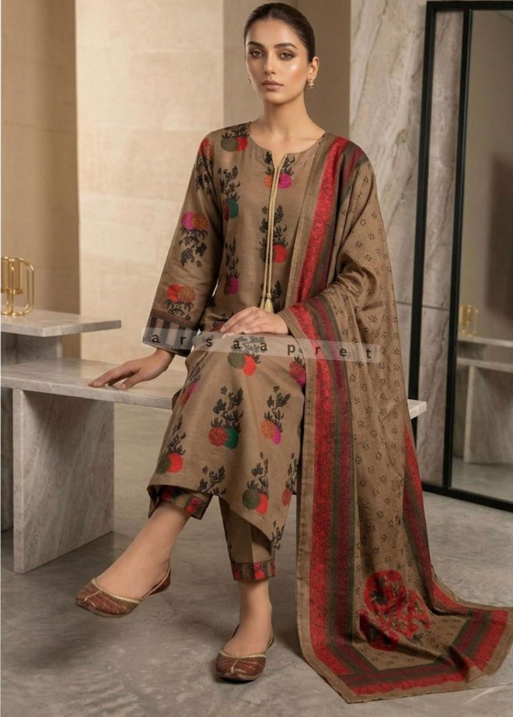 WOMEN'S PRINTED LAWN 3 PCS