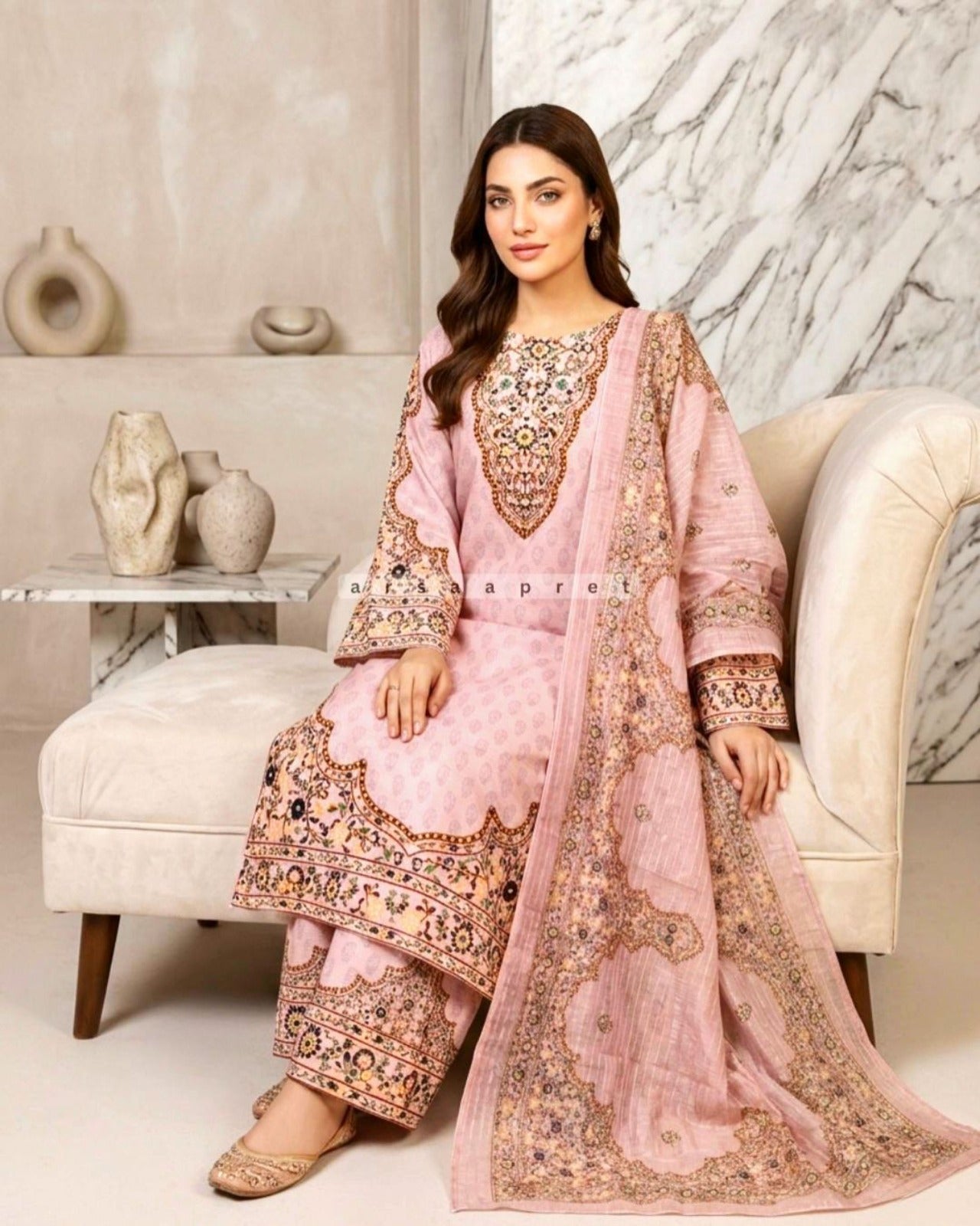 WOMEN'S PRINTED LAWN 3 PCS