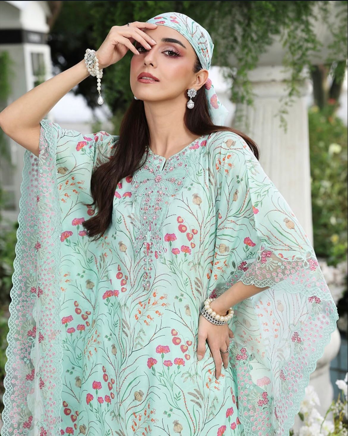 WOMEN'S 3PCS LUXURY EMBROIDERED LAWN SUIT