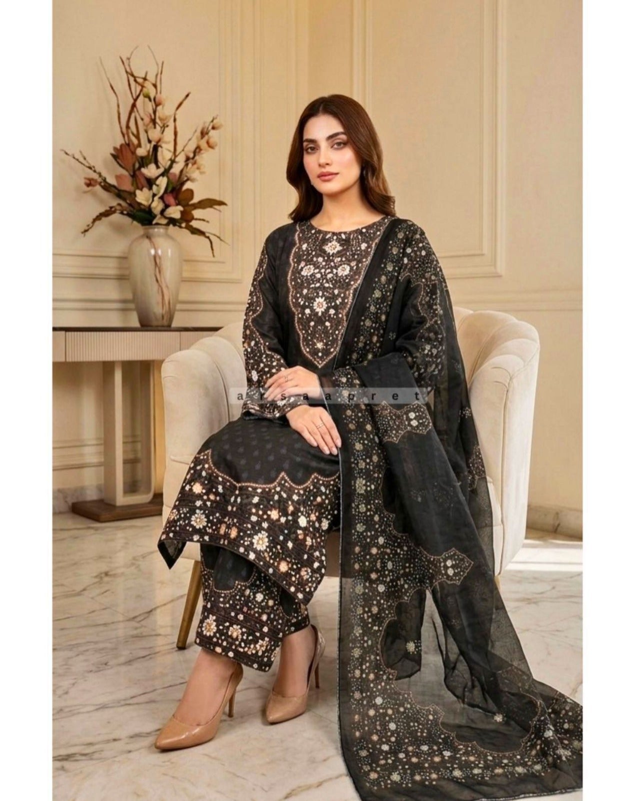 WOMEN'S PRINTED LAWN 3 PCS